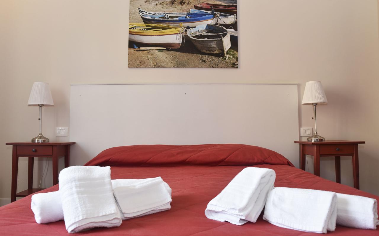 Alta Marea B&B Porto Empedocle Bagian luar foto